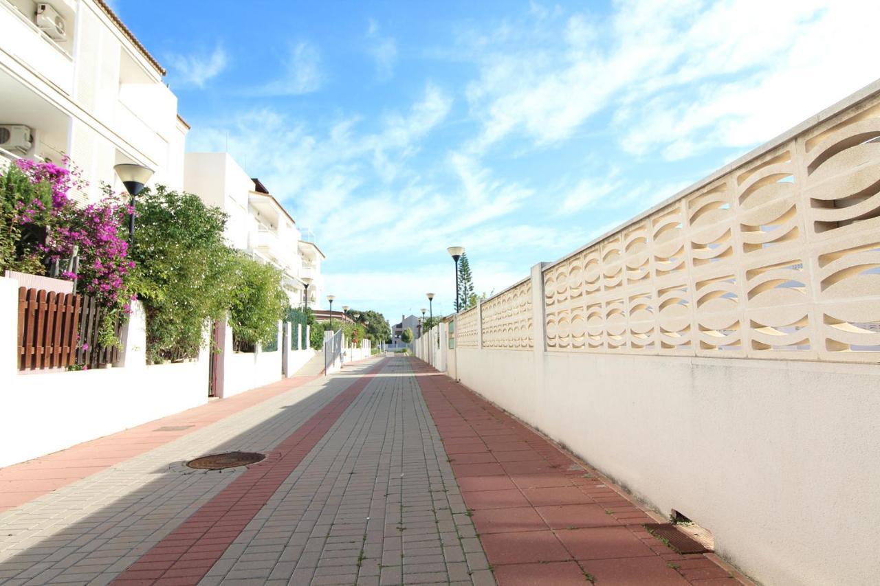 Global Properties, Apartamento En Marjal De Corinto Con Piscina ساغونتو المظهر الخارجي الصورة