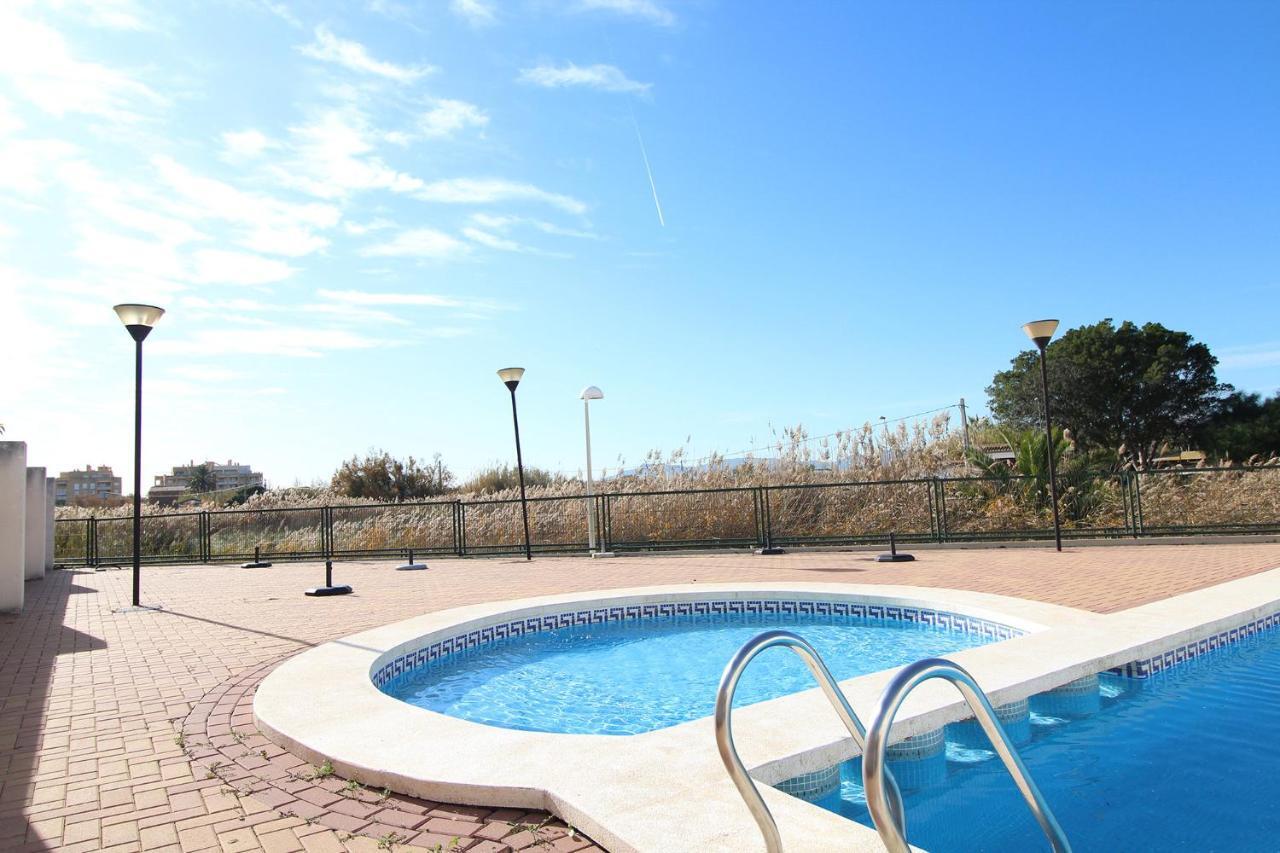 Global Properties, Apartamento En Marjal De Corinto Con Piscina ساغونتو المظهر الخارجي الصورة